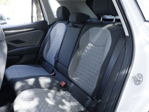 Certified 2025 Volkswagen Tiguan S FWD image 28
