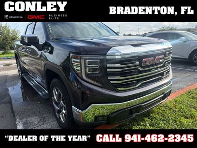 Used 2022 GMC Sierra 1500 SLT w/ SLT Premium Package