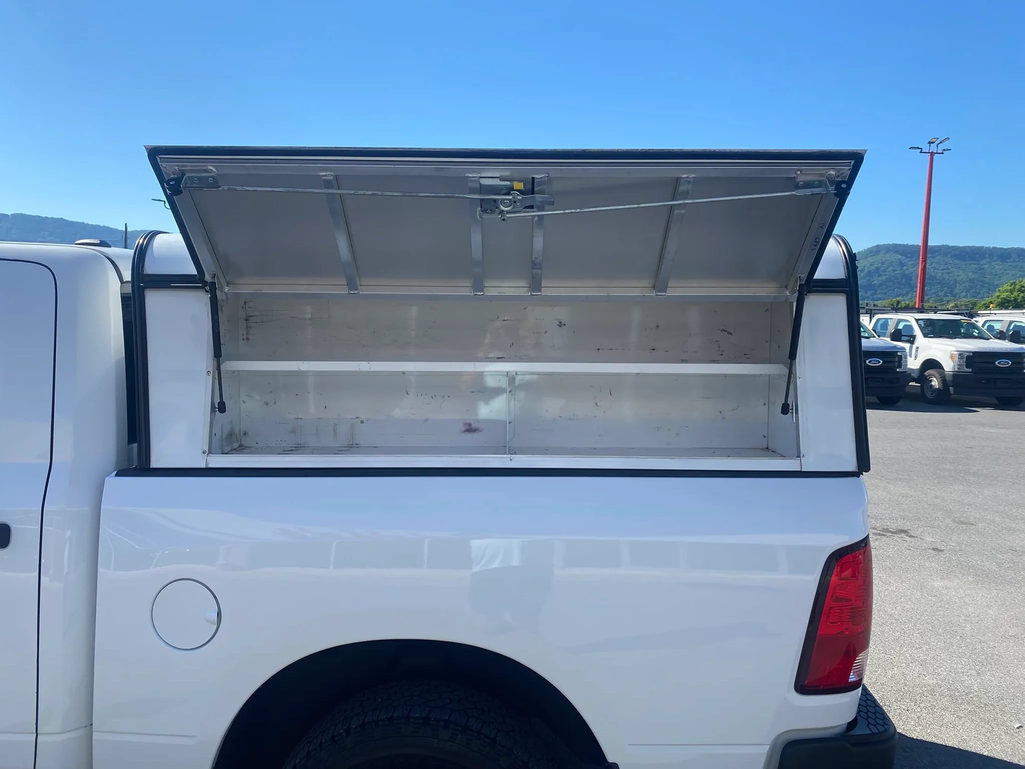 Used 2016 RAM 1500 Tradesman w/ Popular Equipment Group AWD/4WD image 32