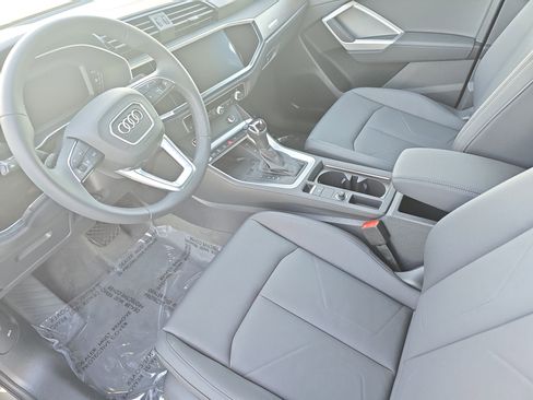 New 2025 Audi Q3 2.0T Premium image 16