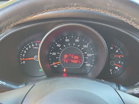 Used 2015 Kia Soul ! w/ Sun & Sound Package image 19