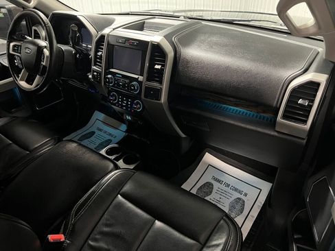 Used 2018 Ford F150 Lariat image 3