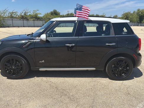 Used 2015 MINI Cooper Countryman S w/ Premium Package AWD/4WD image 2