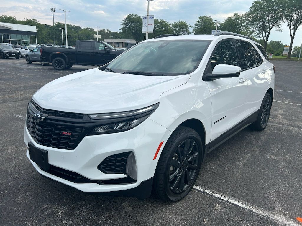 Used 2024 Chevrolet Equinox RS AWD/4WD image 1