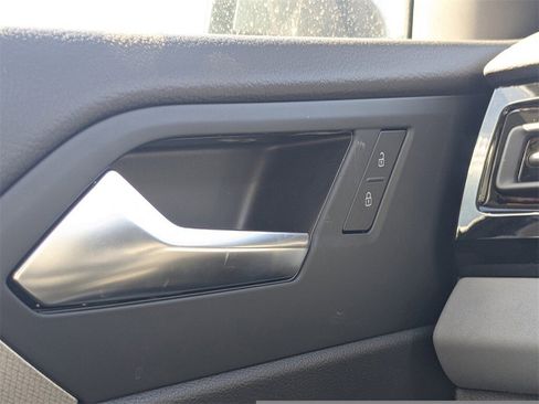 New 2026 Volkswagen Jetta SE image 27