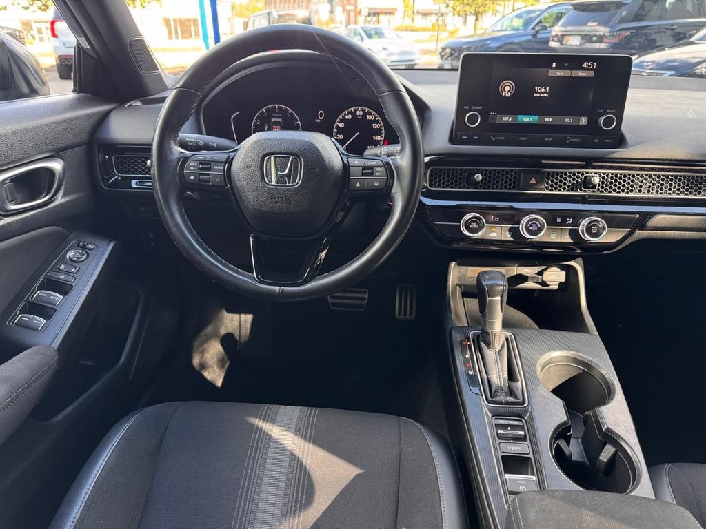 Used 2024 Honda Civic Sport image 25