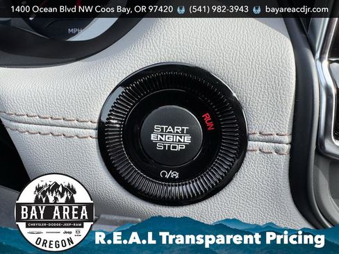 Used 2025 Jeep Compass Limited image 20