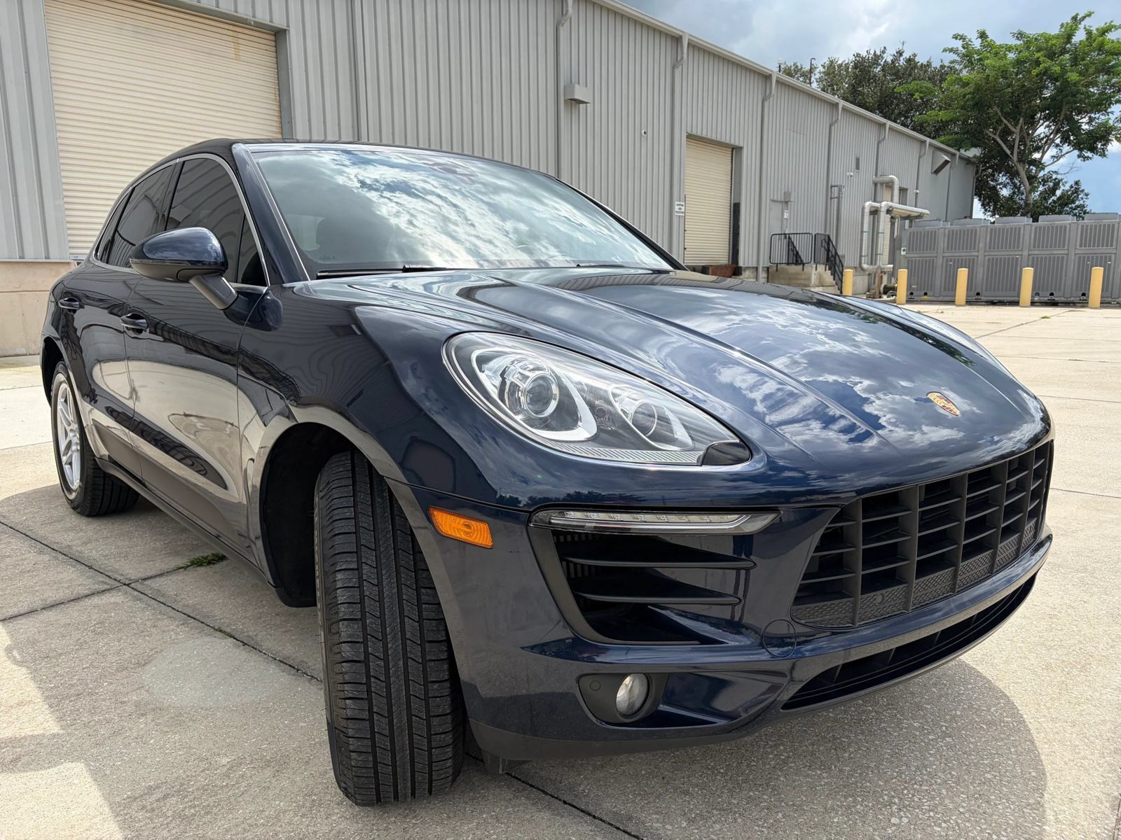 Used 2017 Porsche Macan S AWD/4WD image 10