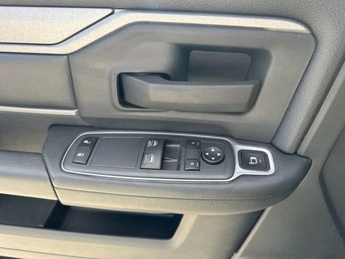 New 2024 RAM 2500 Tradesman w/ Chrome Appearance Group image 29