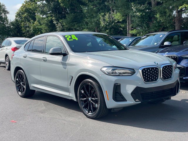 Used 2024 BMW X4 xDrive30i w/ Premium Package AWD/4WD image 3