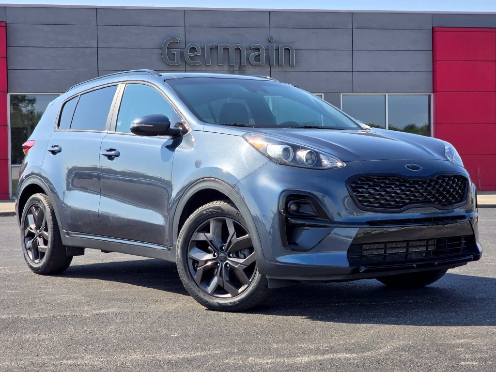 Used 2022 Kia Sportage Nightfall Edition FWD image 2