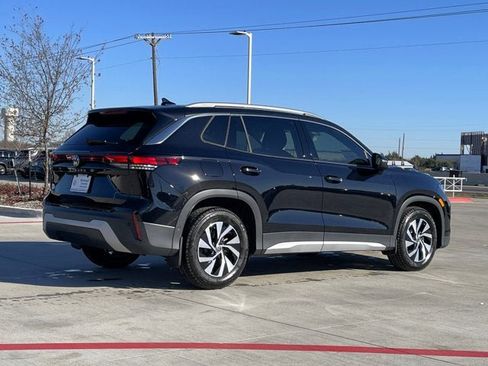 New 2026 Volkswagen Tiguan S image 8