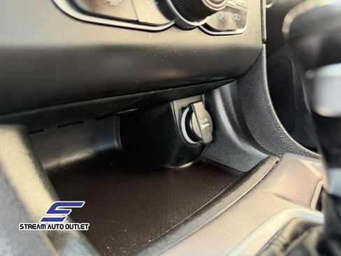 Used 2023 Dodge Charger GT image 43