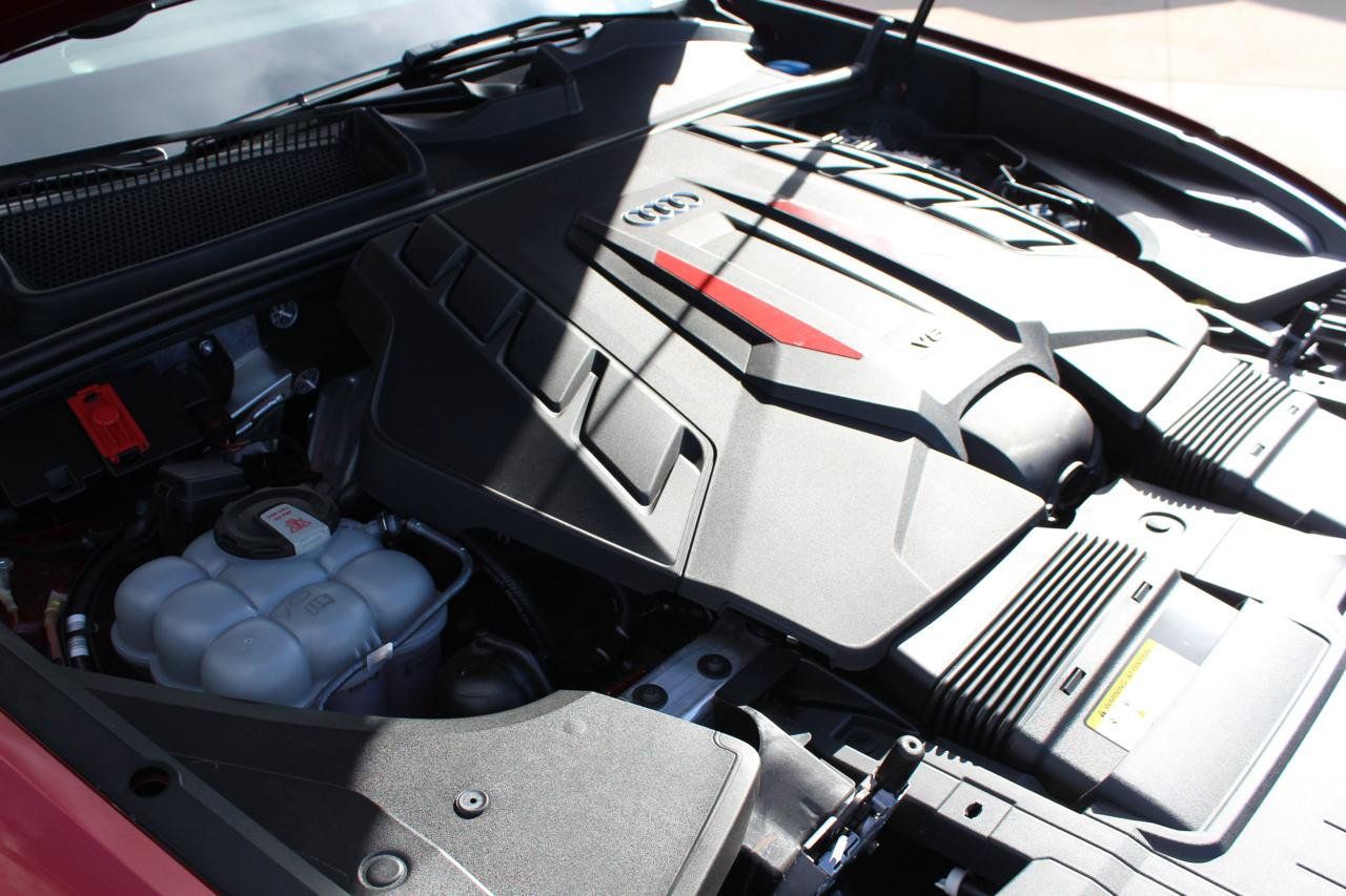 Used 2023 Audi SQ8 Prestige AWD/4WD image 34