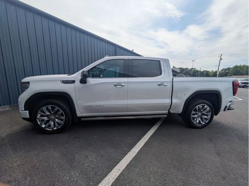 Used 2024 GMC Sierra 1500 Denali w/ Denali Reserve Package AWD/4WD image 11