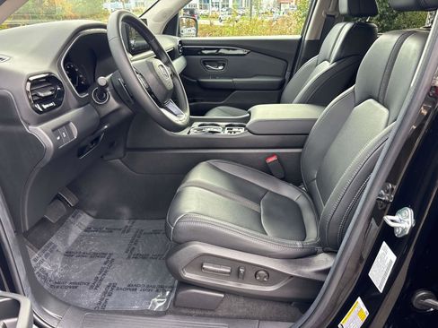 Certified 2025 Honda Pilot EX-L image 10