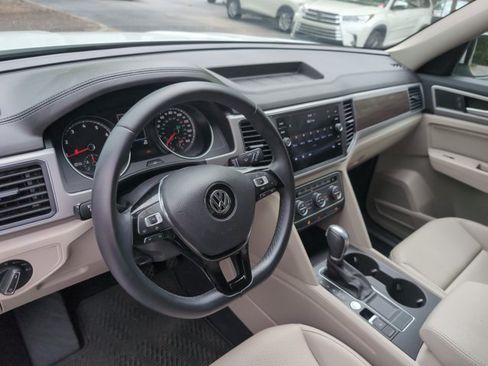 Used 2019 Volkswagen Atlas SE FWD image 9