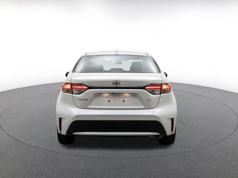 Used 2025 Toyota Corolla LE FWD image 8