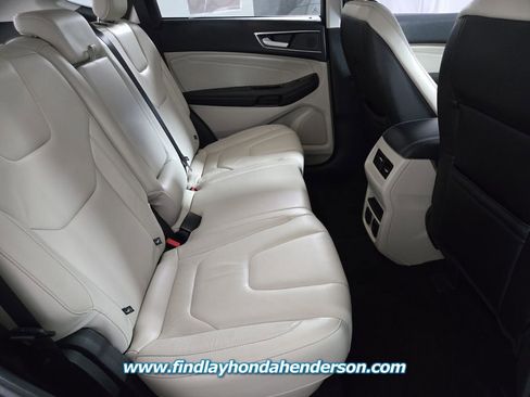 Used 2019 Ford Edge Titanium image 14