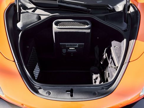 Used 2024 McLaren 750S Spider image 23