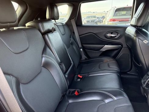 Used 2021 Jeep Cherokee Latitude Lux 80th Anniv w/ Quick Order Package 26U 80TH image 28