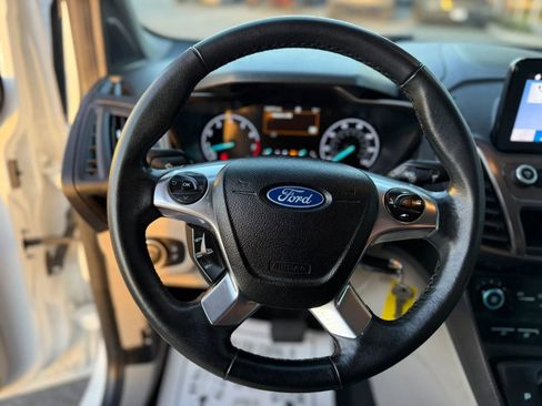 Used 2019 Ford Transit Connect XLT image 26