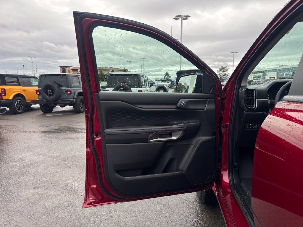 Used 2025 Ford Ranger XLT AWD/4WD image 25
