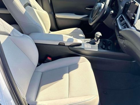 Used 2024 Lexus UX 250h F Sport AWD/4WD image 14
