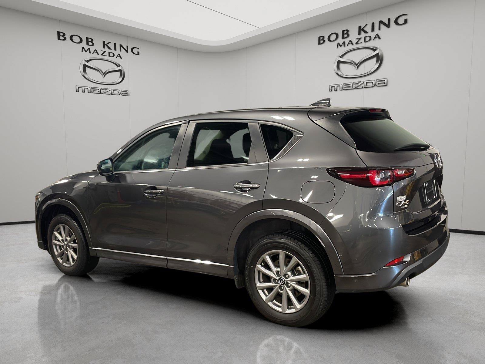 Used 2025 MAZDA CX-5 AWD 2.5 S w/ Select Package image 3