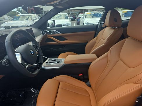 Used 2025 BMW 430i Coupe w/ Convenience Package image 14