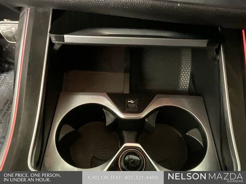 Used 2022 BMW X7 M50i w/ Luxury Seating Package image 41