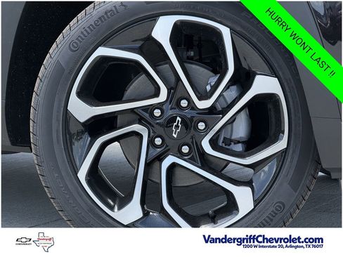 New 2026 Chevrolet Trax RS FWD image 9