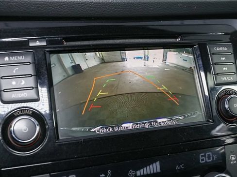 Used 2020 Nissan Rogue SV AWD/4WD image 22