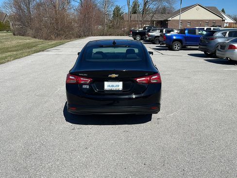 Used 2021 Chevrolet Malibu LT image 3