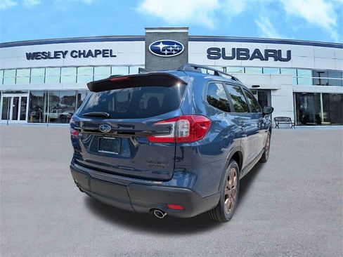 Used 2025 Subaru Ascent Bronze Edition w/ Popular Package #2 image 5