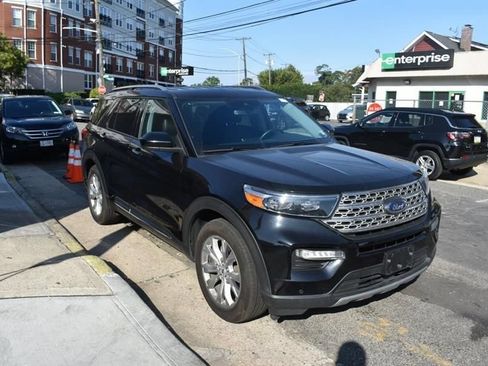 Used 2025 Ford Explorer ST-Line AWD/4WD image 4