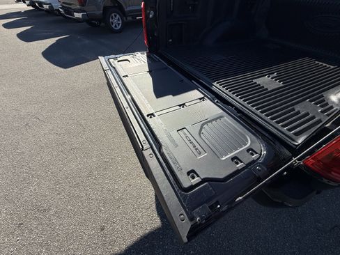 Certified 2022 Ford F150 XLT w/ Equipment Group 302A High image 10