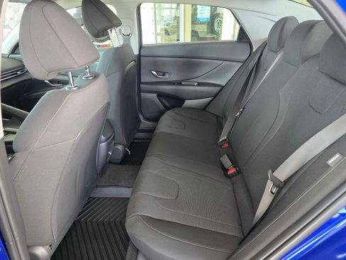 New 2026 Hyundai Elantra SE image 36