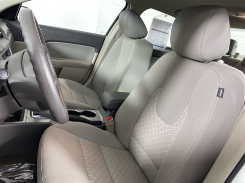 Used 2012 Ford Fusion S image 13