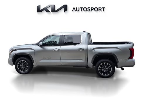 Used 2026 Toyota Tundra Limited AWD/4WD image 10