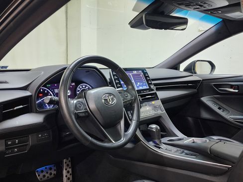Used 2020 Toyota Avalon XSE image 12