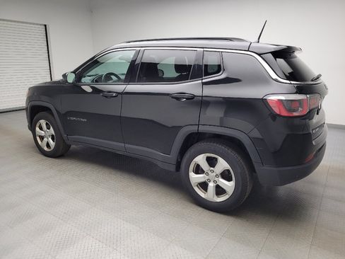 Used 2017 Jeep Compass Latitude AWD/4WD image 3