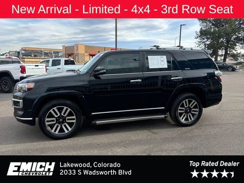 Used 2018 Toyota 4Runner Limited image 2