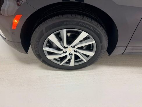 Certified 2024 Chevrolet Equinox Premier image 21