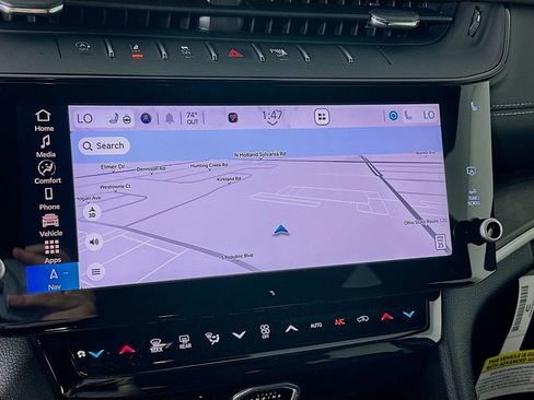 New 2026 Jeep Grand Cherokee Altitude AWD/4WD image 18