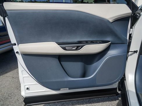 Used 2023 Lexus RZ 450e Premium w/ Technology Package image 21