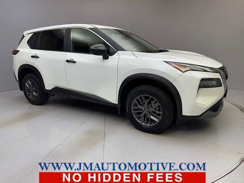 Used 2023 Nissan Rogue S image 7