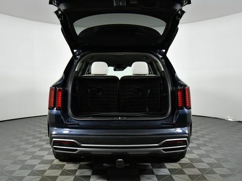 Used 2024 Kia Sorento EX image 26