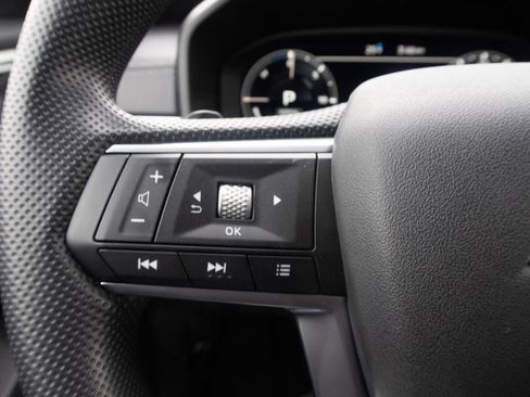 New 2025 Mitsubishi Outlander ES image 29