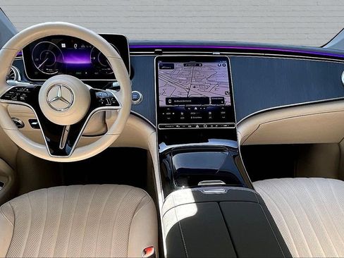 Used 2022 Mercedes-Benz EQS 450+ Sedan image 7